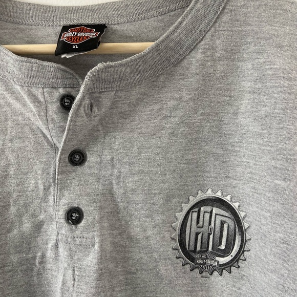 Harley Davidson Long Sleeve Henley - Picture 3 of 5